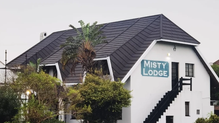 This lodge in the Eastern Cape was converted from thatch to Metrotiles